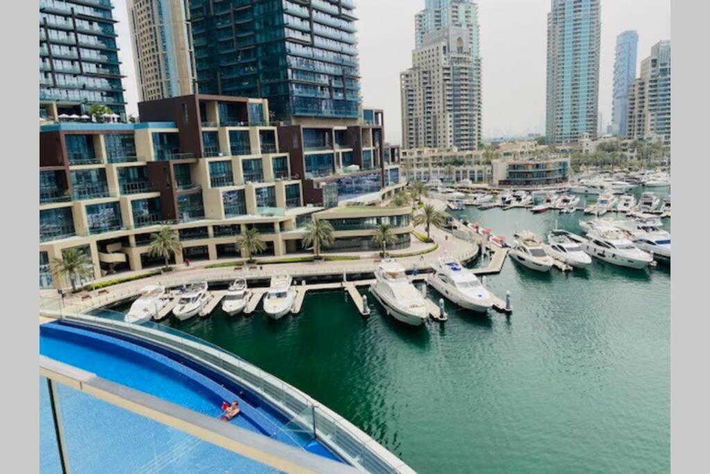 Cayan Tower Luxury Apartment With Sea View Дубай Экстерьер фото